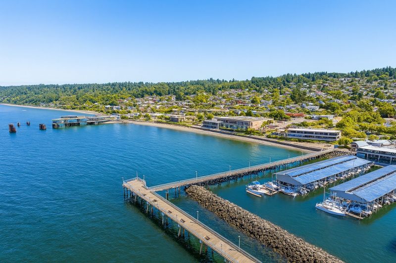 Best Bathroom Remodeling pros in Cedar Creek, TX